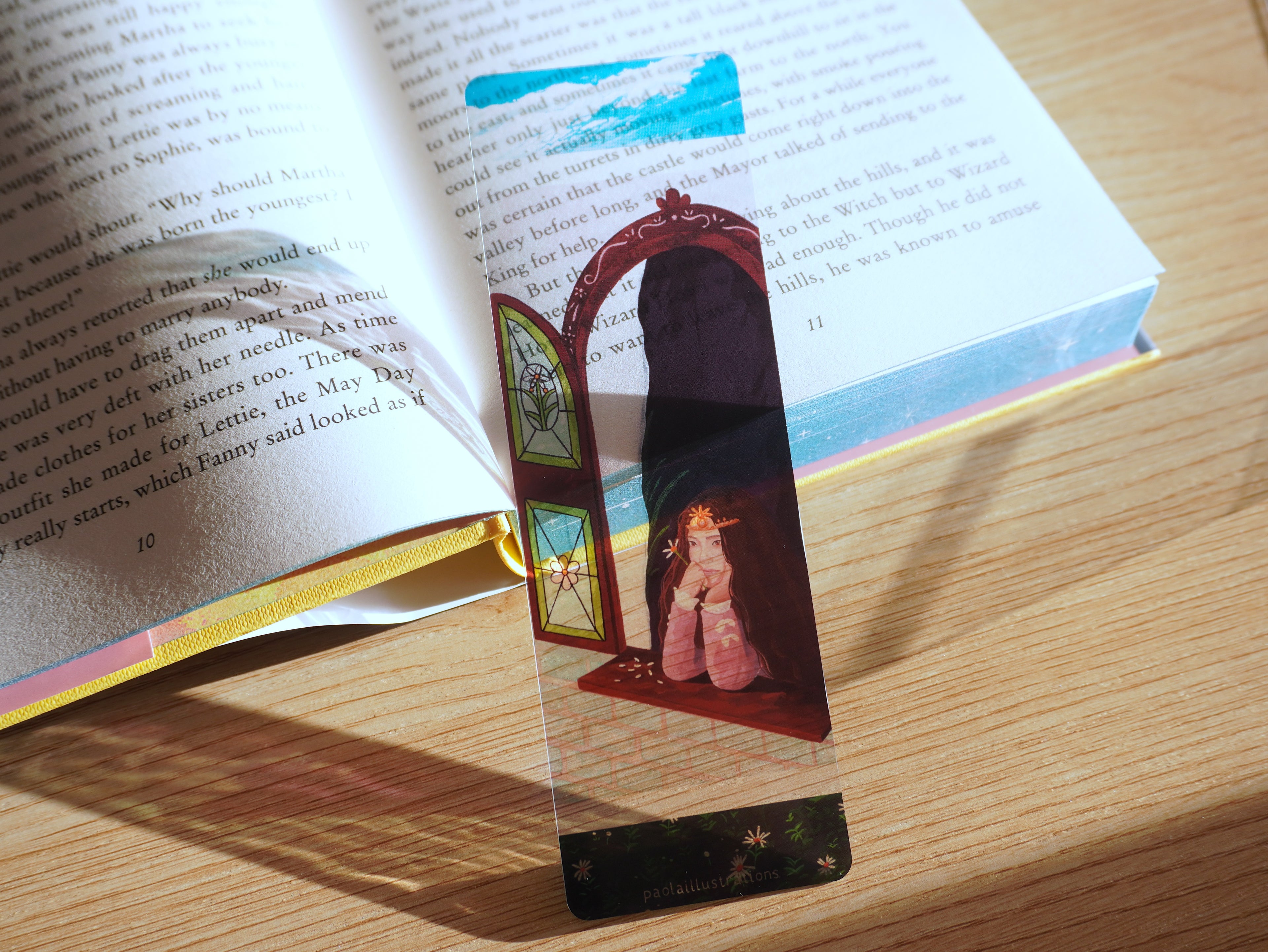 Transparent Bookmark 'He loves me, he loves me not'