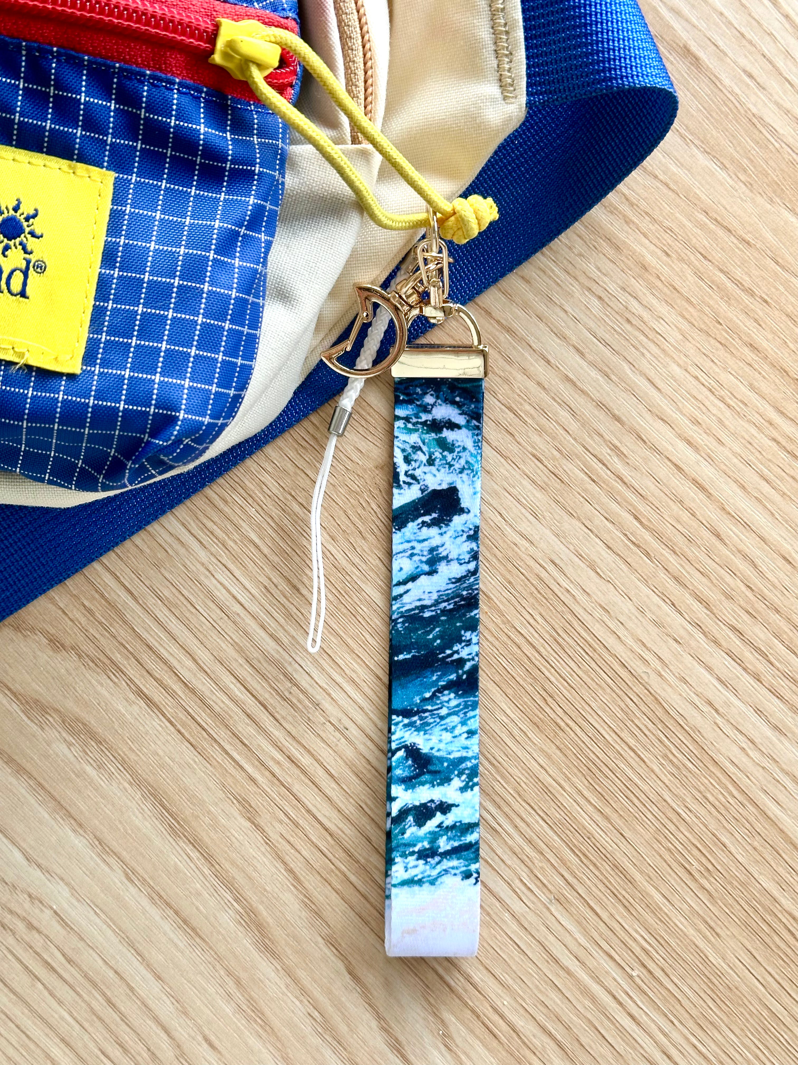 'Waves' Lanyard Keychain